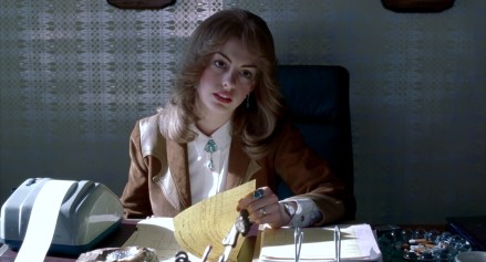 fhd005BKM_Anne_Hathaway_008