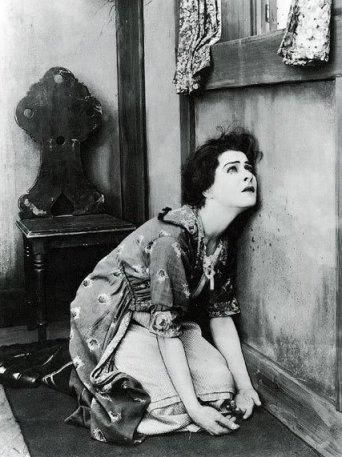 tumblr_llihe879qE1qiry1oo1_500 (1)